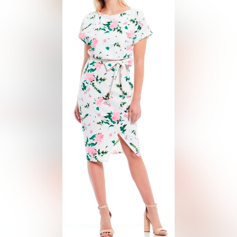 Chic Floral Pencil Skirt in Pink and Green